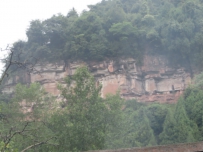 天惊石破百花开   玉蝉留题天榜山
