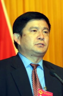 曲靖市委副书记、市长 岳跃生